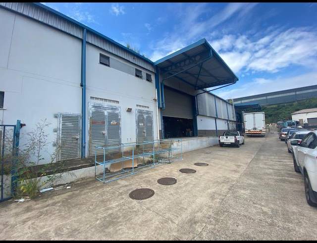 2,493M² WAREHOUSE TO LET IN GLEN ANIL